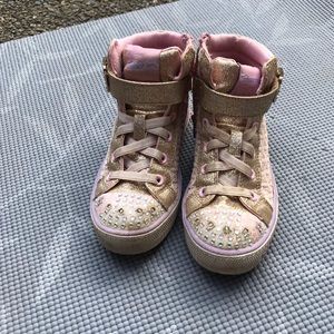 3 for $35 Sketcher girl shoe